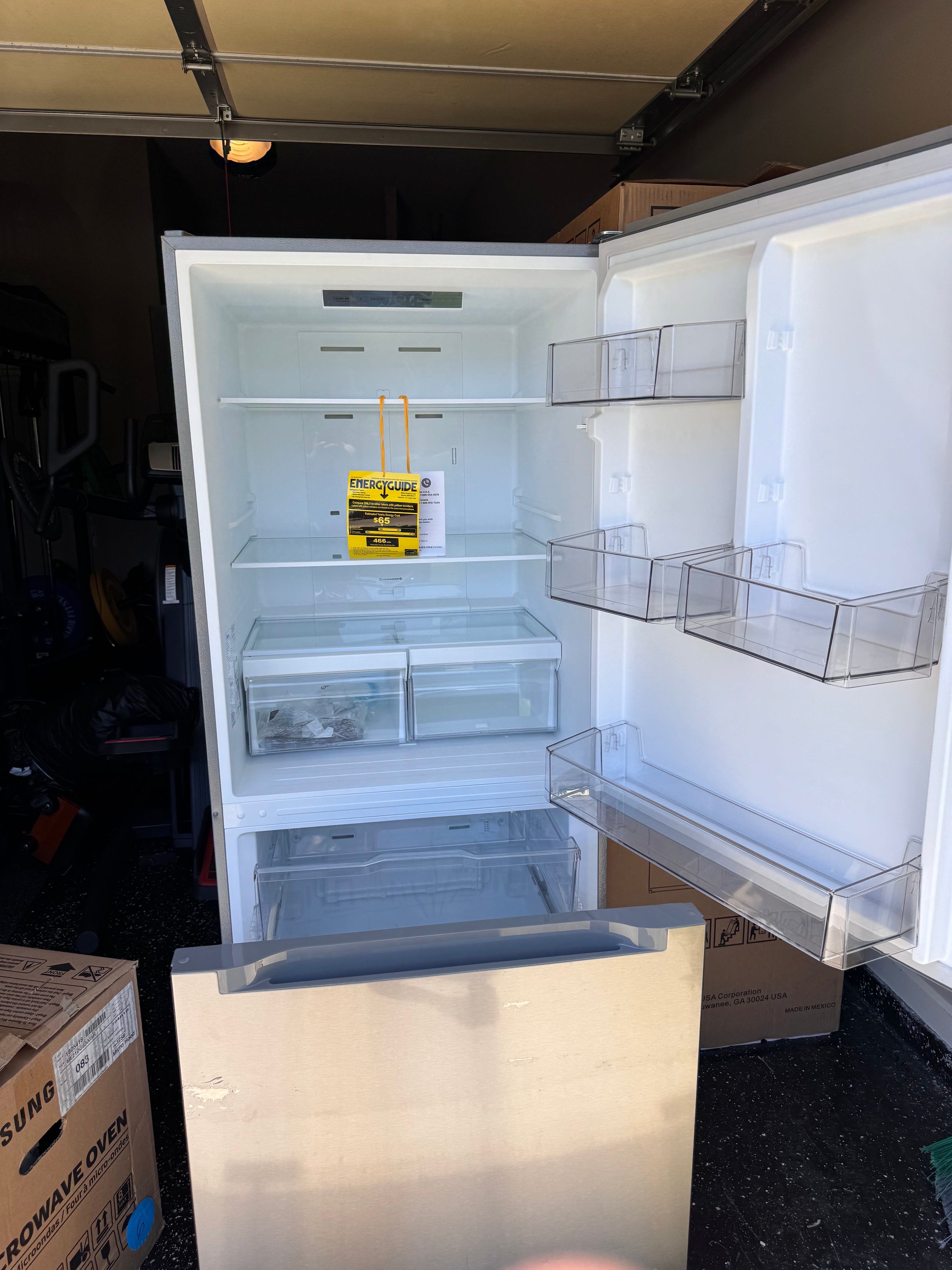 Midea 18.7 Cu. Ft. Top-Freezer Refrigerator | Spacious Family Fridge