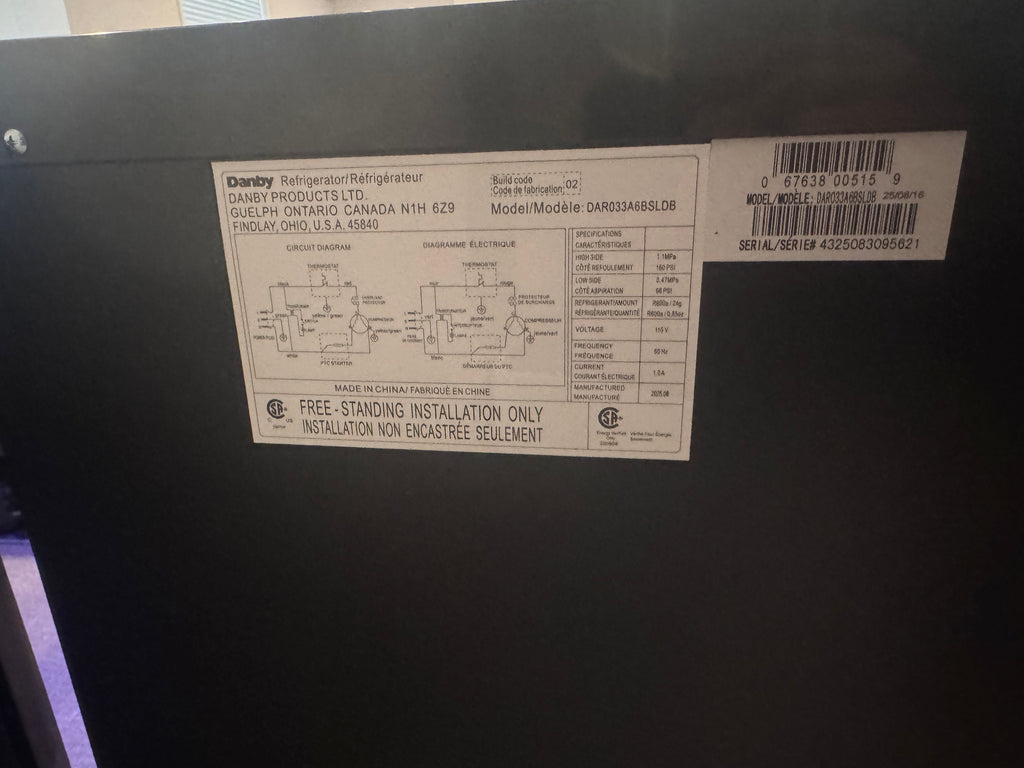 Danby 3.3 cu. ft. Compact Fridge in Stainless Steel Look(SMALL DENT)